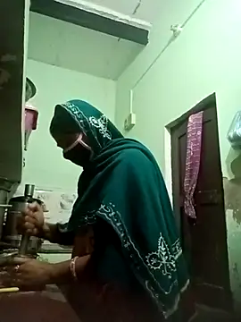 Cute-Charvii online show from January 16, 1:30 am