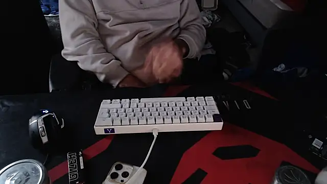 geil20CM2 online show from October 13, 4:35 pm