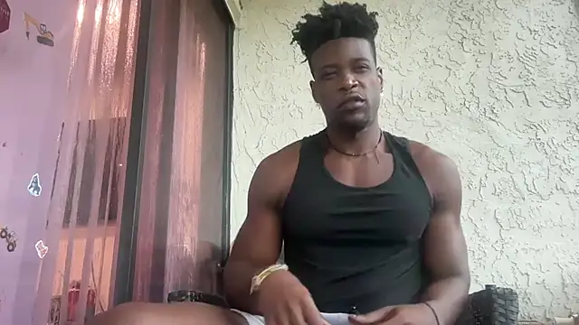 Snapshot of MrDaddyBlackNi9e chatting on October 6, 12:10 pm MrDaddyBlackNi9e online show from October 6, 12:10 pm