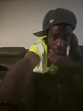 Zellyzelly2100 online show from November 7, 8:12 pm