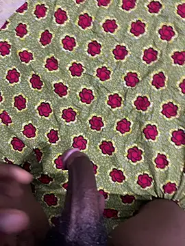 BlackCurvyDickk online show from November 10, 11:09 pm