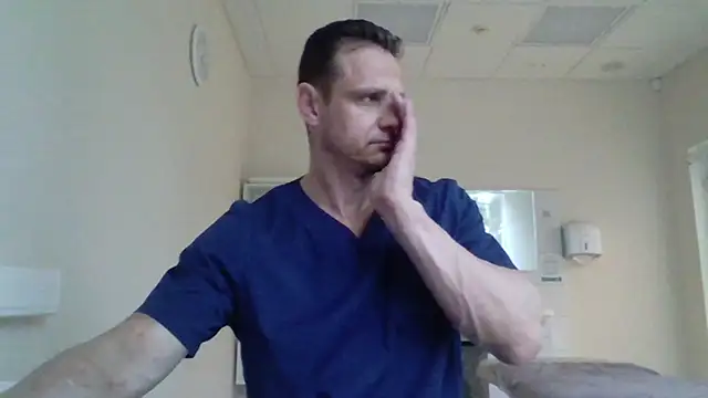 Snapshot of Freeze_Fire chatting on September 27, 2:26 pm Freeze Fire online show from September 27, 2:26 pm