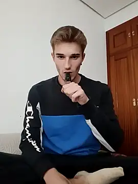 jorgeereyy online show from September 29, 2:46 pm