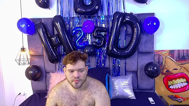 Snapshot of big_bearr chatting on October 5, 12:14 am big bearr online show from October 5, 12:14 am
