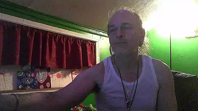 HippieDad333 online show from February 4, 6:41 am