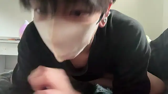 tora3220 online show from February 15, 5:24 am