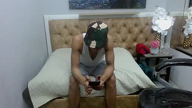 Snapshot of JackBanger_ chatting on October 15, 2:30 am JackBanger online show from October 15, 2:30 am