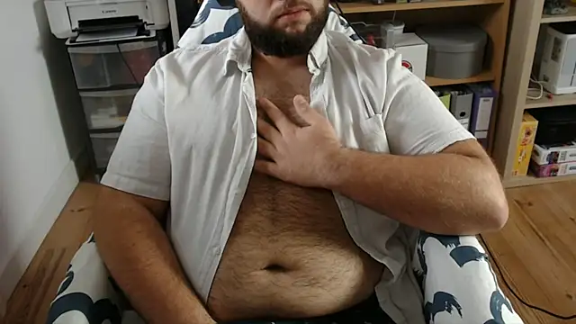 Snapshot of chubbear_fr chatting on October 21, 10:29 am chubbear fr online show from October 21, 10:29 am