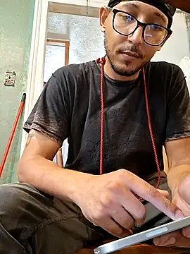 ThrowedWorldWide online show from November 20, 7:23 pm