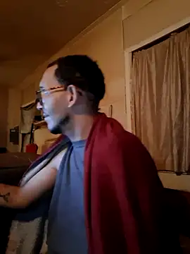 ThrowedWorldWide online show from December 4, 2:29 am