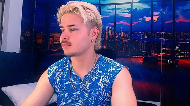 AlexPiersss online show from October 28, 7:05 pm