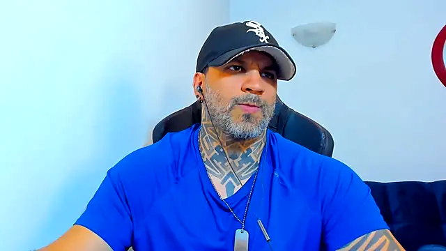 JoshRigby online show from July 19, 8:59 pm