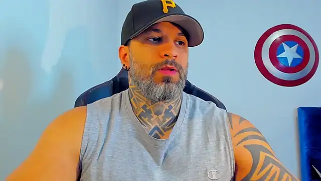 JoshRigby online show from April 17, 7:05 pm