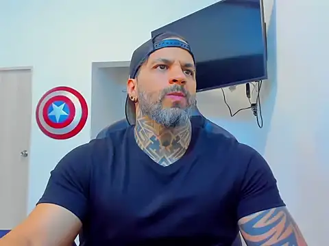 JoshRigby online show from December 5, 8:38 pm