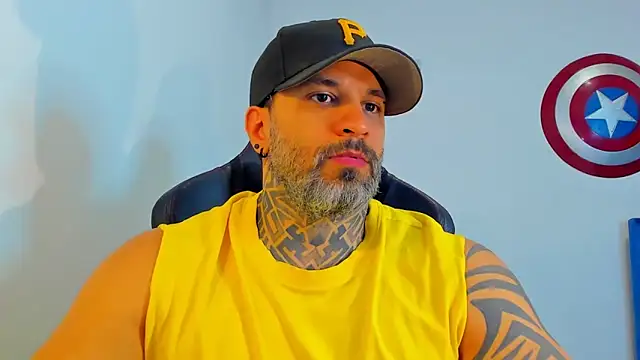 JoshRigby online show from April 19, 7:05 pm