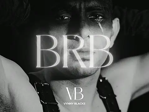 VynnyBlacke  online show from February 14, 4:18 am