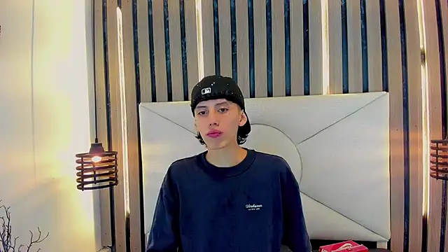 thaigo twink38 online show from August 10, 4:40 am