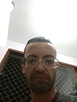 Art9i34art online show from April 10, 6:09 am