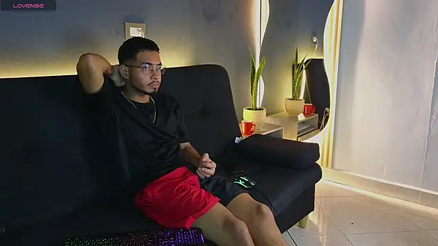 Jaybrown  1 online show from October 23, 4:49 am