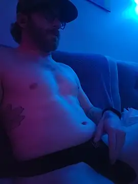 Snapshot of bobbyenglish69 chatting on September 30, 6:40 am bobbyenglish69 online show from September 30, 6:40 am