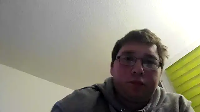 stivi2526 online show from October 7, 12:37 am