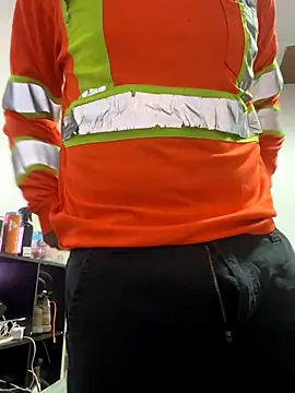 UrfavDilf69 online show from November 11, 12:32 pm