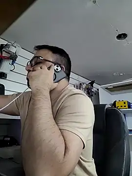 Striptrep online show from October 27, 5:15 pm