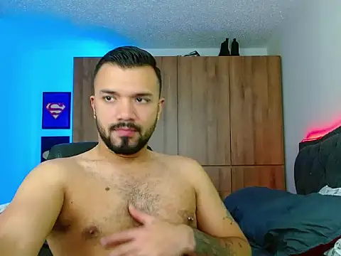 mathewv  online show from November 18, 4:27 am