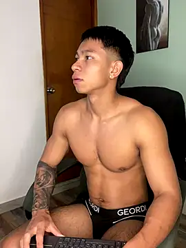 jackson cruz online show from November 19, 7:52 am