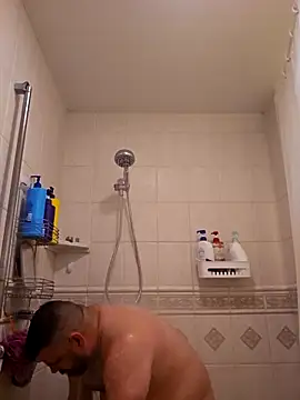 Roddog18 online show from April 11, 2:08 am