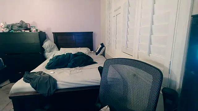 youngasianboy2007 online show from October 14, 1:45 am