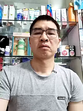 chougegg0214 online show from May 1, 11:46 am