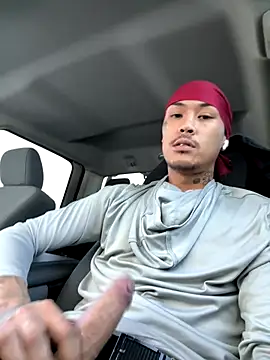 Loadedeggs online show from October 21, 5:27 pm