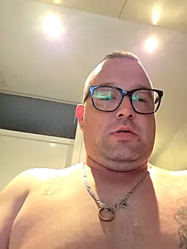 Snapshot of hot-brabo chatting on October 11, 11:58 am hot-brabo online show from October 11, 11:58 am