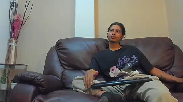 Dickie Dicking online show from October 3, 8:36 pm