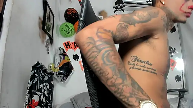 The boy dreams1 online show from October 24, 3:41 am