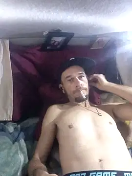 LetMeLiqU online show from October 26, 7:43 am