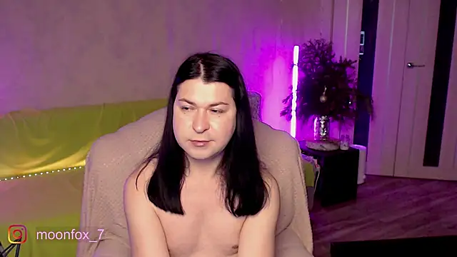 micromouse mo online show from January 5, 11:30 pm