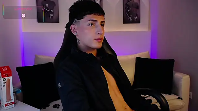 MateoMitchell online show from January 19, 6:05 am