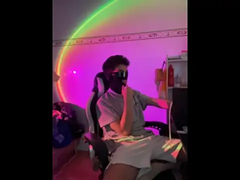 Wuza-H online show from October 26, 3:47 pm