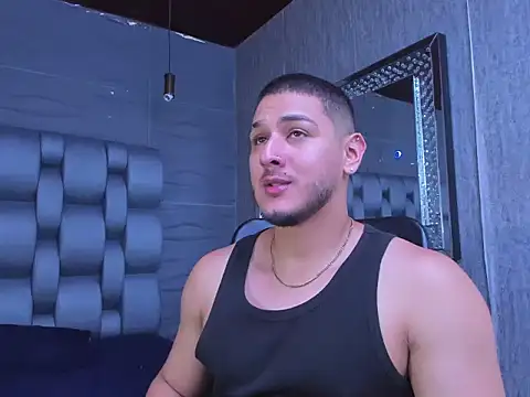 jasonshaw25 online show from October 6, 11:42 pm