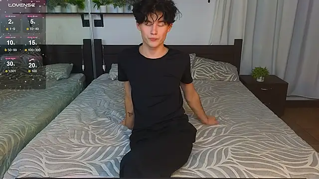 Cute Mike online show from November 17, 2:42 pm