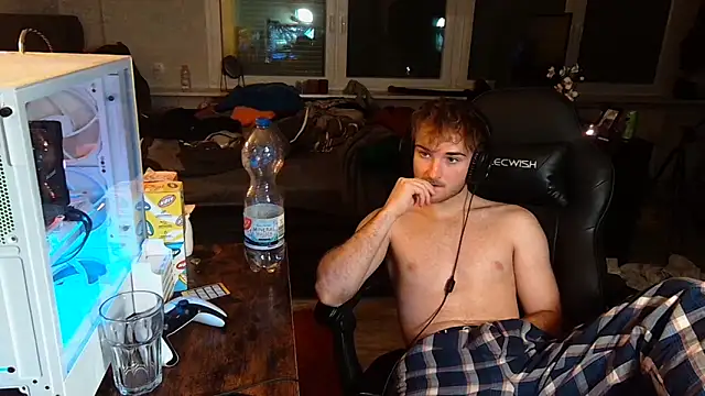 WolkenJunge2006 online show from November 10, 9:42 pm