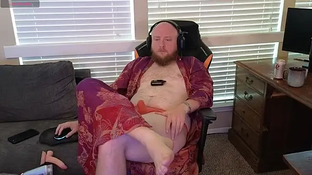 theballboy1 online show from May 11, 4:04 pm