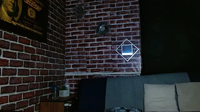 jordan bigcock  online show from February 10, 9:14 am