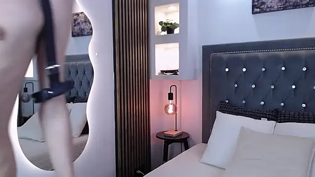 Emo Boy  online show from April 16, 10:23 pm