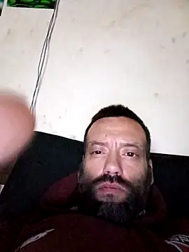 Snapshot of Alexelli40 chatting on October 23, 1:42 am Alexelli40 online show from October 23, 1:42 am