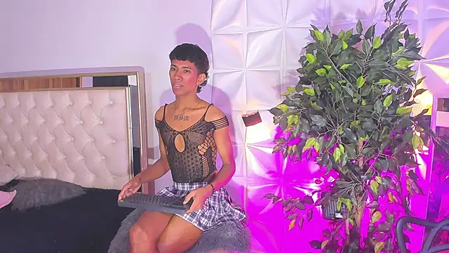 Ethan thouse online show from October 27, 8:22 pm