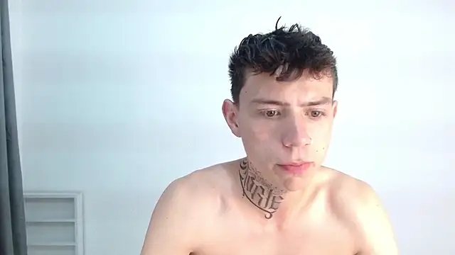 hot teo  online show from November 27, 11:25 am