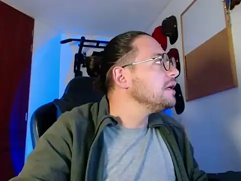 kurt xx online show from December 4, 2:02 pm